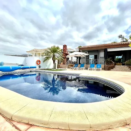 Villa With Bbq, Private Heated Pool In Tenerife South *