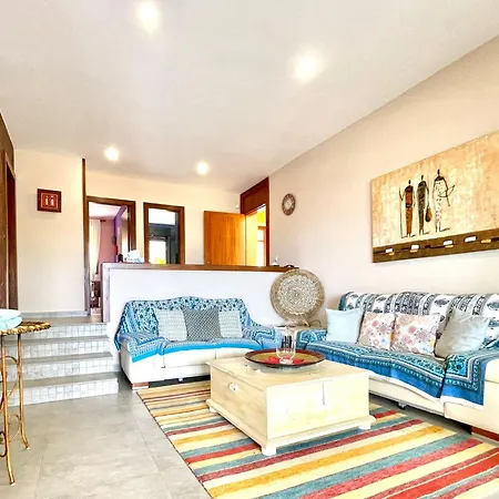 With Bbq, Private Heated Pool In Tenerife South Costa Adeje (Tenerife)