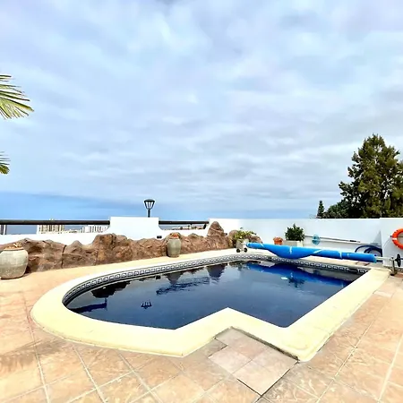 וילה With Bbq, Private Heated Pool In Tenerife South אדחה