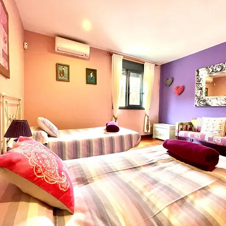 With Bbq, Private Heated Pool In Tenerife South Villa *