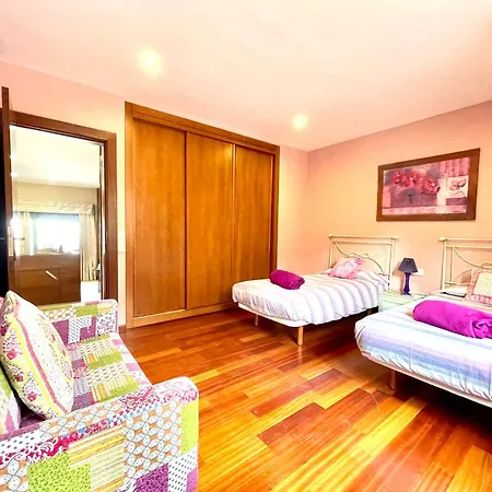With Bbq, Private Heated Pool In Tenerife South